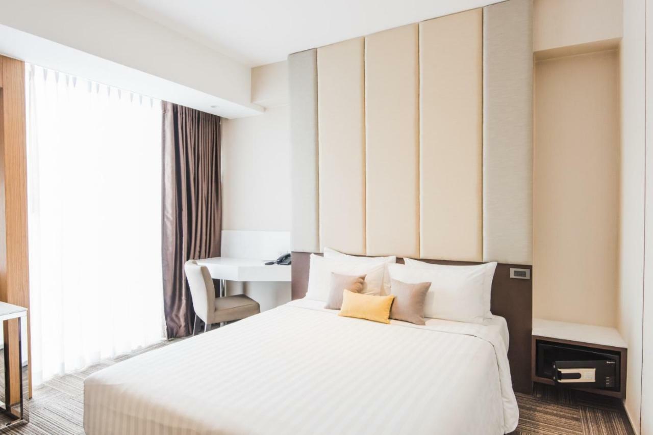 Twothree A Homely Hotel - Sha Extra Plus Bangkok Zewnętrze zdjęcie