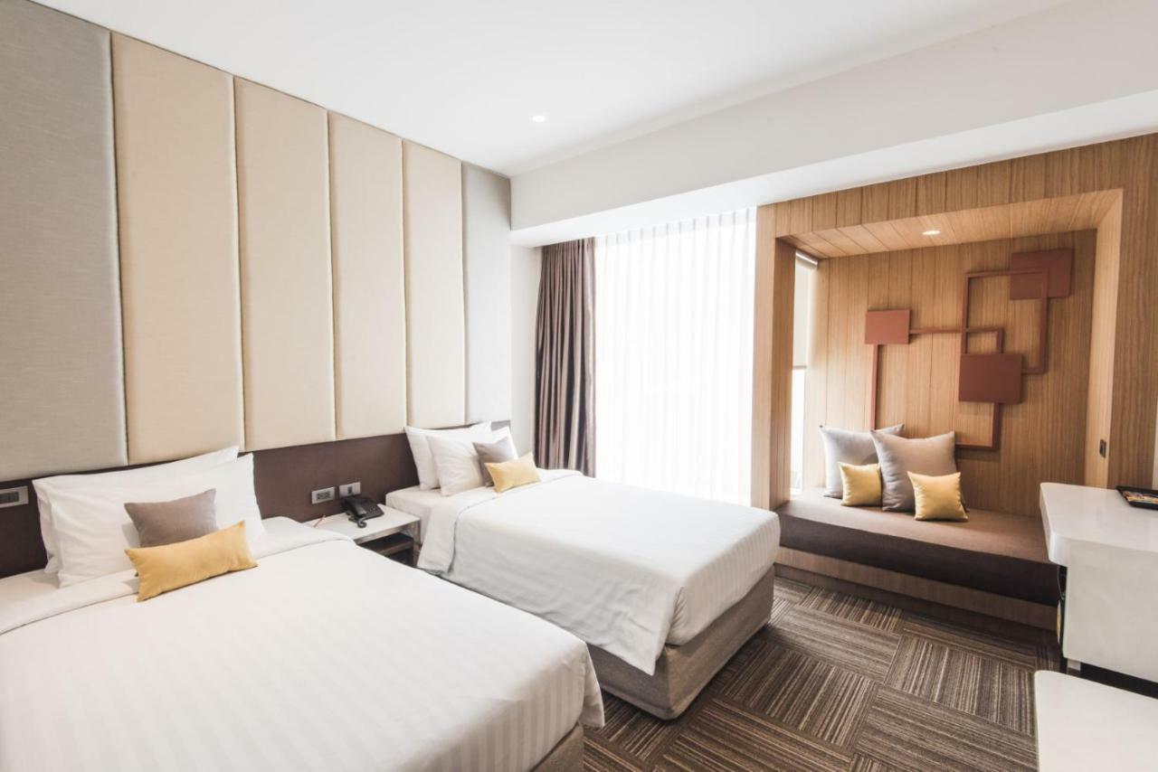 Twothree A Homely Hotel - Sha Extra Plus Bangkok Zewnętrze zdjęcie